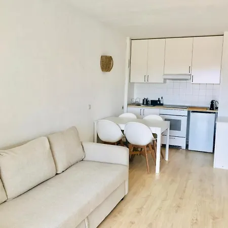 Apartment Mediterranean Roda Roda de Bera