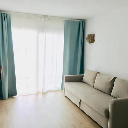 Mediterranean Roda Apartment Roda de Bera
